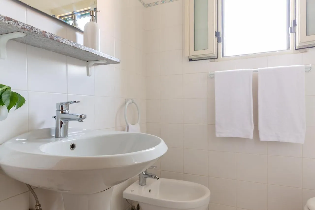 Happy Sea Home Monolocale Angolo Cottura 4 Pax Albinia 0*,  Italy